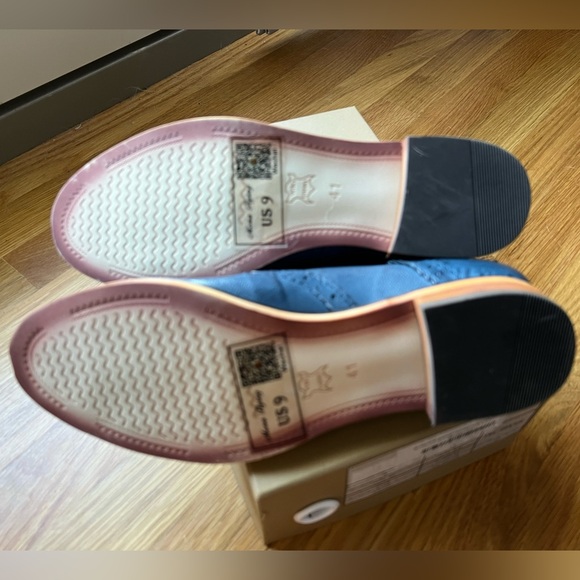 Brand New Blue Wingtip Shoes - Picture 2 of 3